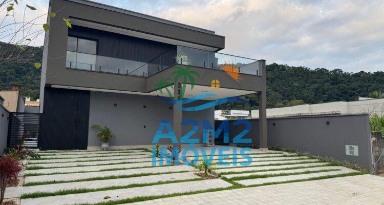 Casa 4 dormitórios no condomínio mar verde