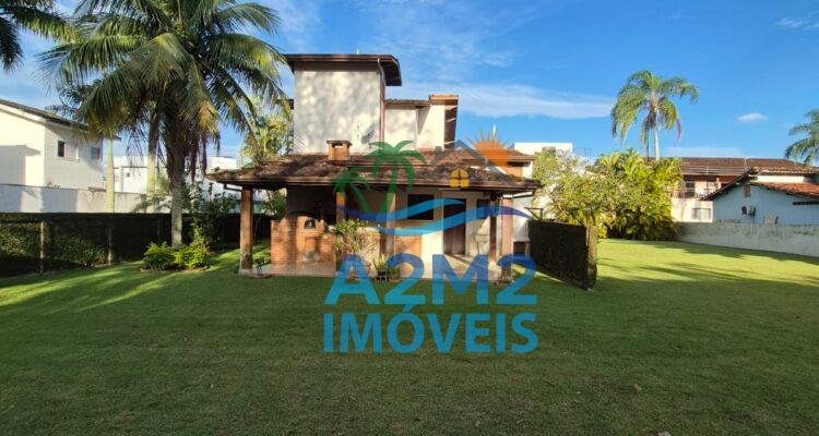 Casa 3 dormitórios, 1 suite próximo a praia da Massaguaçu