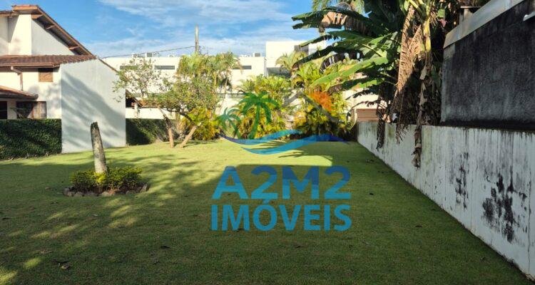 Casa 3 dormitórios, 1 suite próximo a praia da Massaguaçu