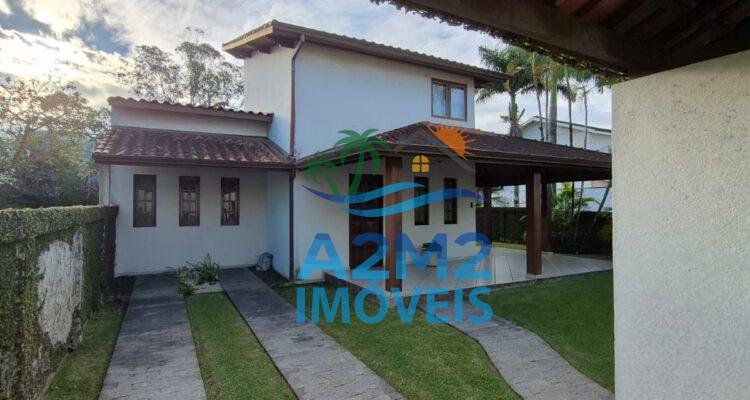 Casa 3 dormitórios, 1 suite próximo a praia da Massaguaçu