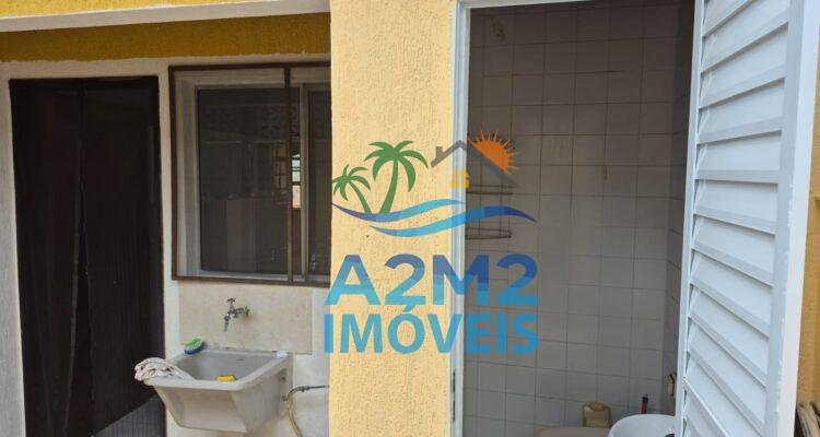 Casa 02 Dormitórios a 700 metros da Praia de Massaguaçu